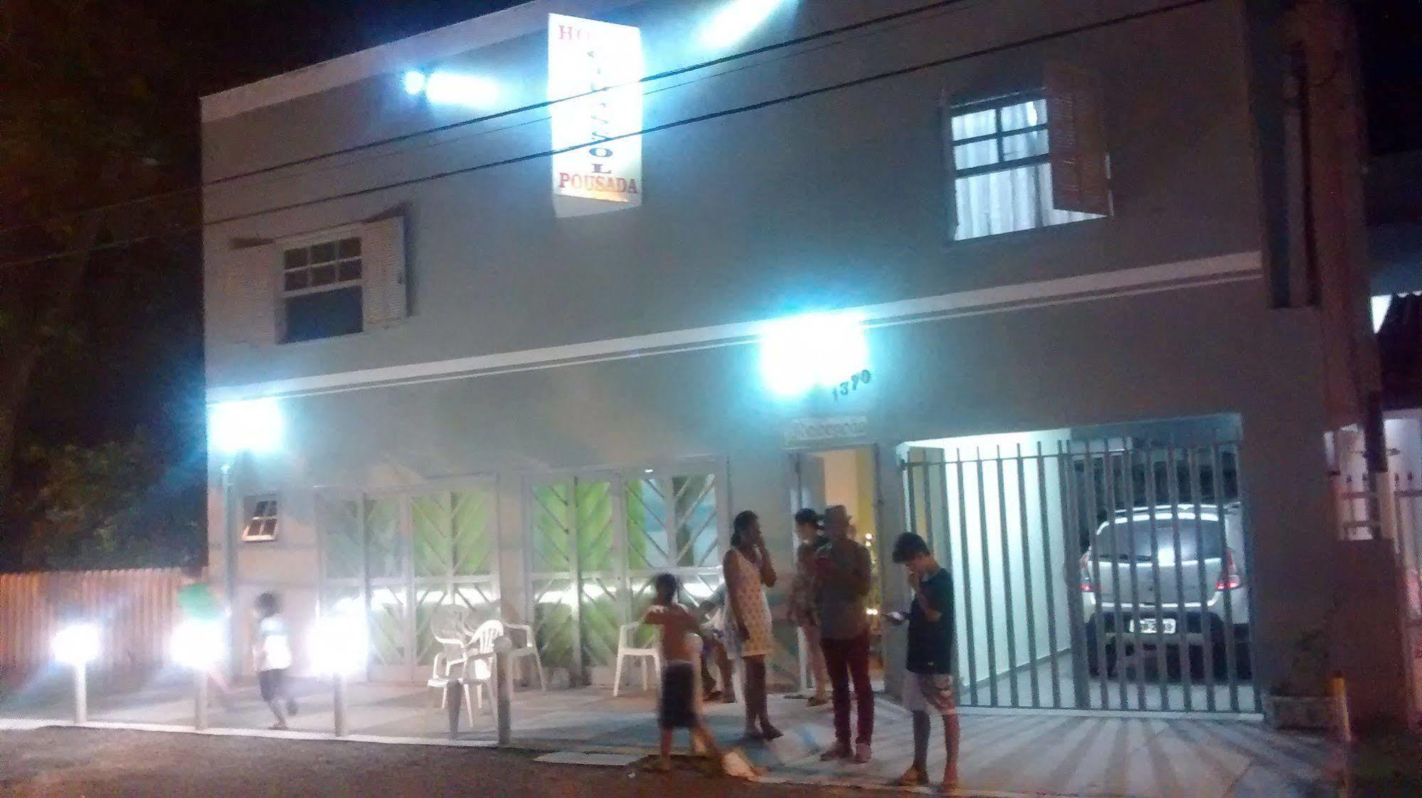Hotel Pousada Girassol Matinhos Bagian luar foto