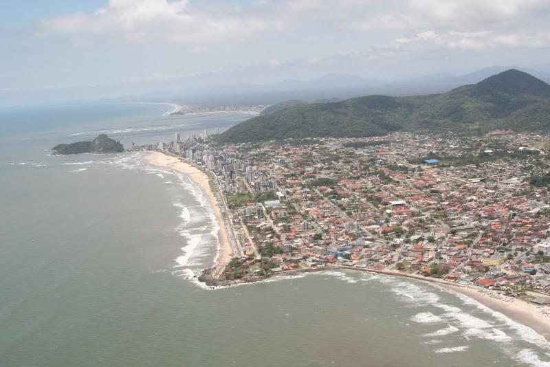 Hotel Pousada Girassol Matinhos Bagian luar foto