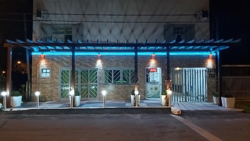 Hotel Pousada Girassol Matinhos Bagian luar foto