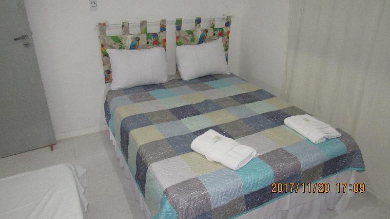 Hotel Pousada Girassol Matinhos Bagian luar foto